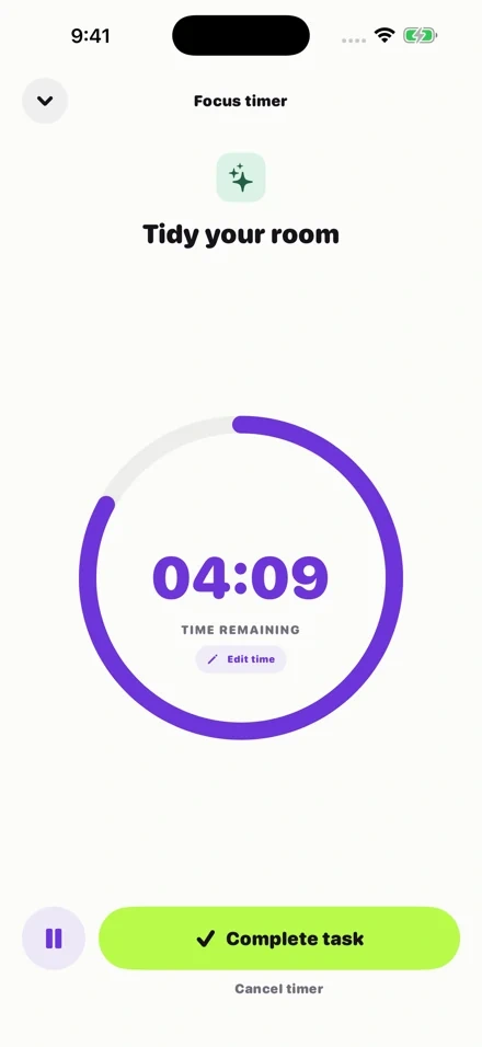 Nudge focus timer for Tidy your room, with a countdown, pause control, and Complete task button
